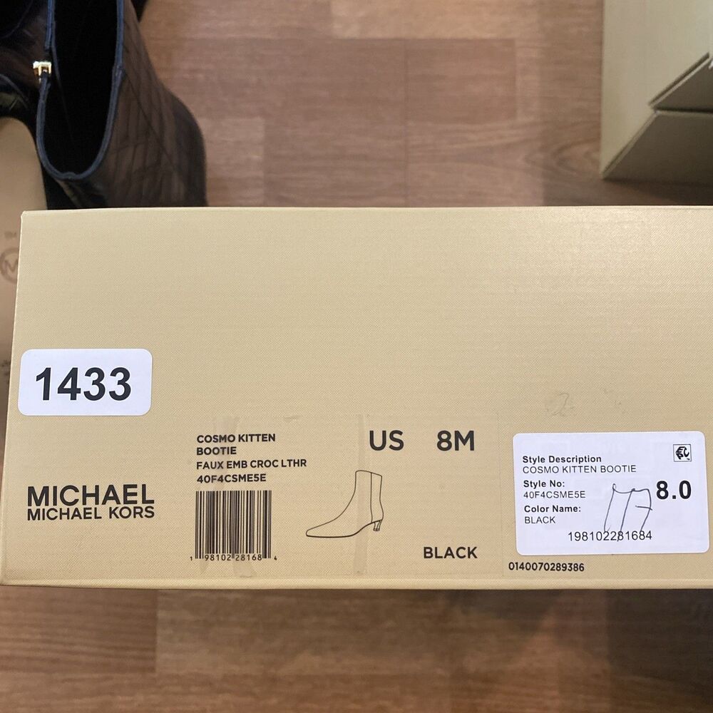 Michael Kors Womens Cosmo Croc-Embossed Kitten Heel Booties Black 8M New - Picture 2 of 11